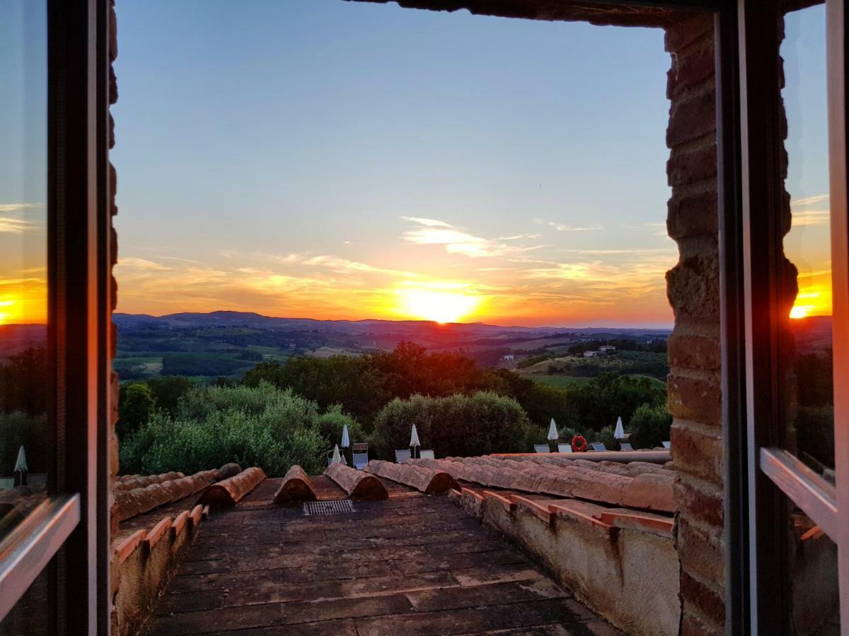 Appartamenti Ava E Tegrino Nell'Antica Dimora Di Fulignano San Gimignano Kültér fotó