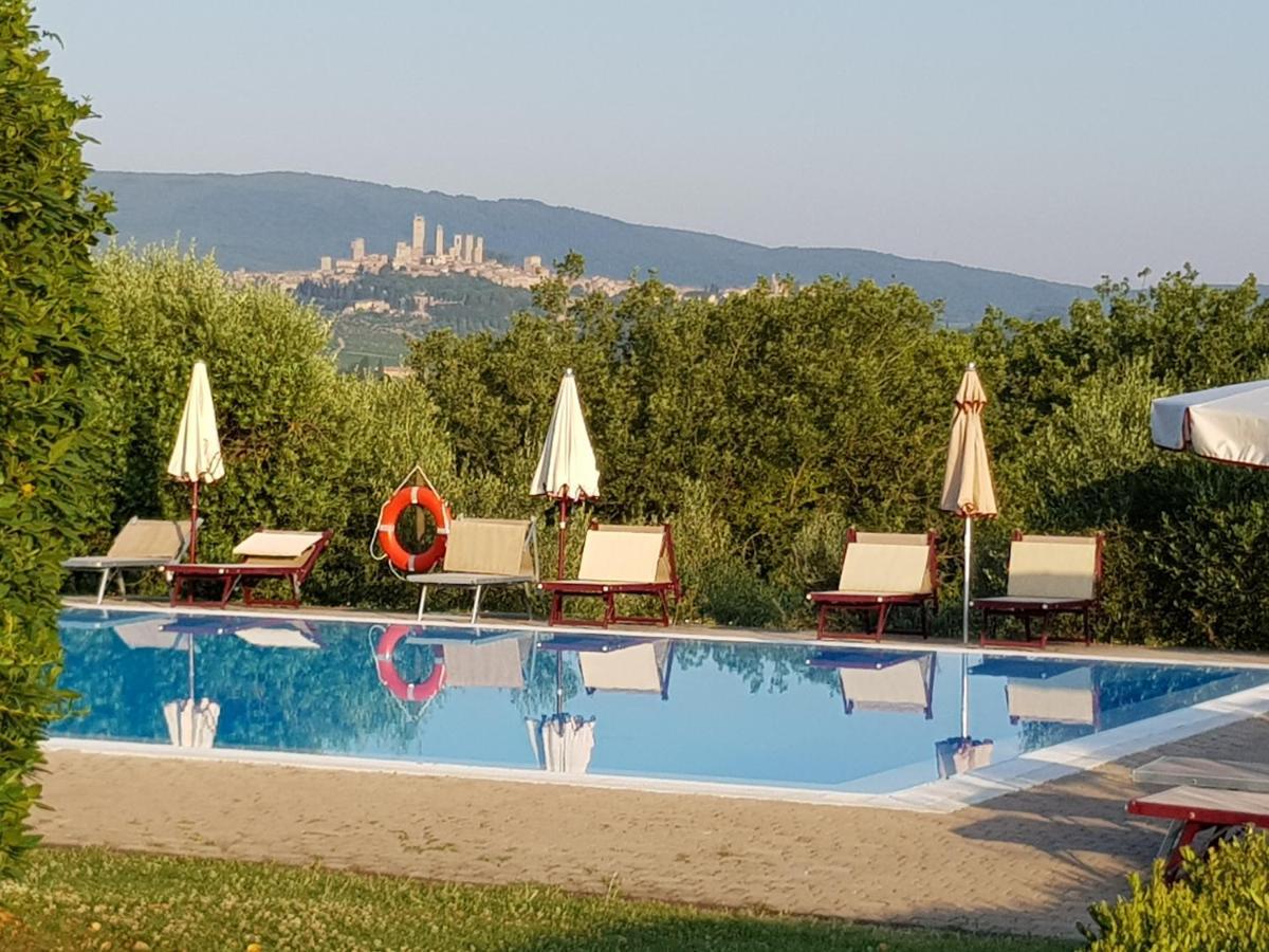 Appartamenti Ava E Tegrino Nell'Antica Dimora Di Fulignano San Gimignano Kültér fotó